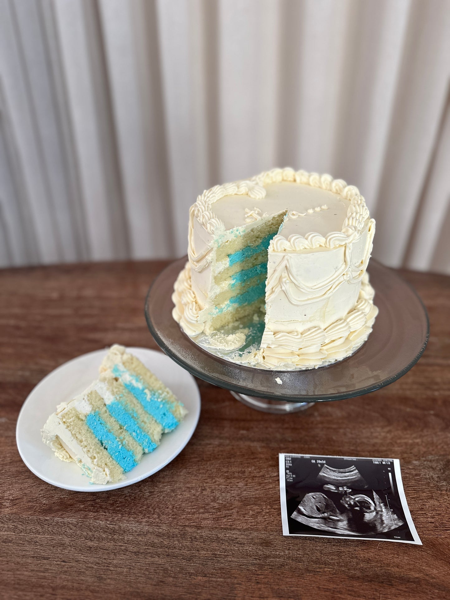 Gender reveal cake