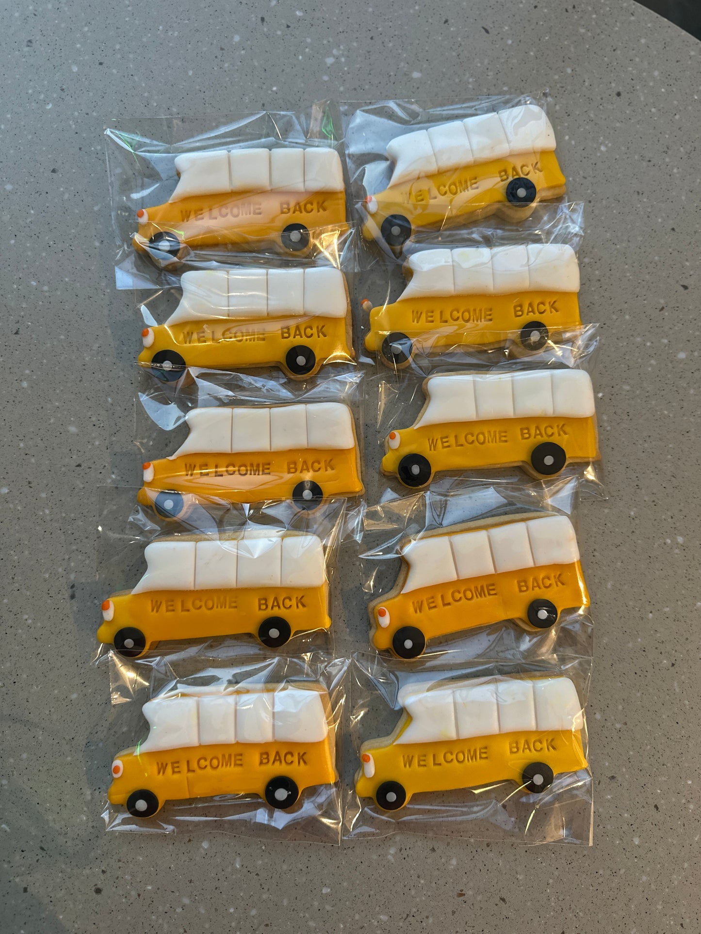 Back to school cookies- bus